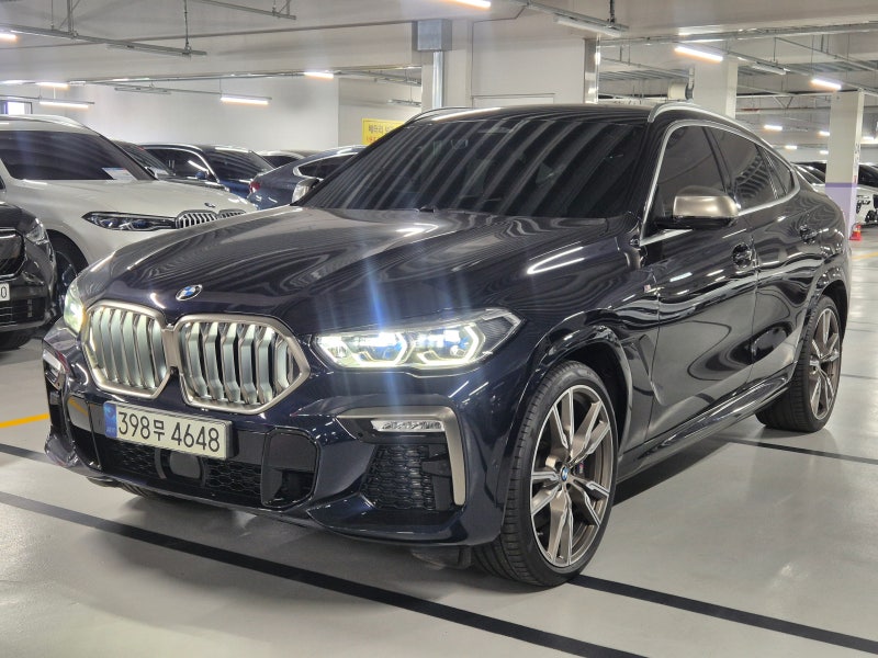 BMW X6 M50i 중고차 G06 무사고 전동식 사이드스텝까지