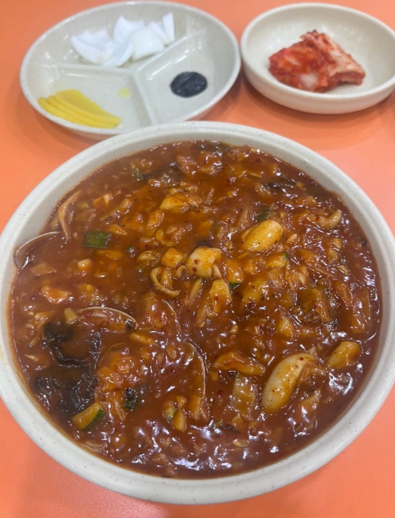 노벨반점 | 전주 물짜장 맛집 한정판매 볶음밥 진짜 맛있어