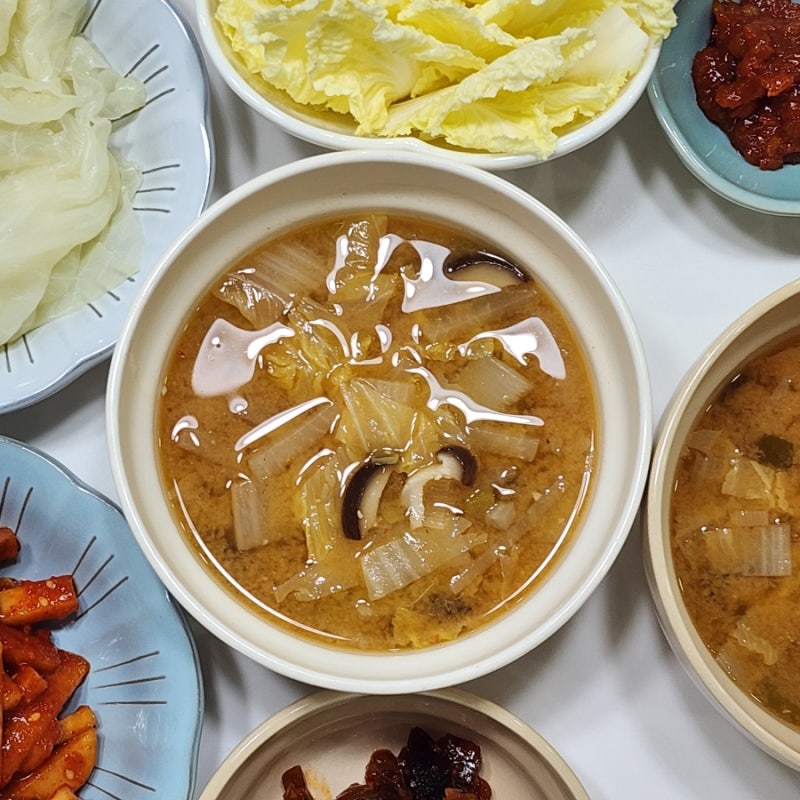 배추된장국 레시피 알배추된장국 알배기 배추국