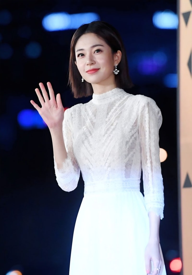 백진희 헨리 결혼 윤현민과 7년 열애 결별 후 캐나다에서 만난 새로운 인연