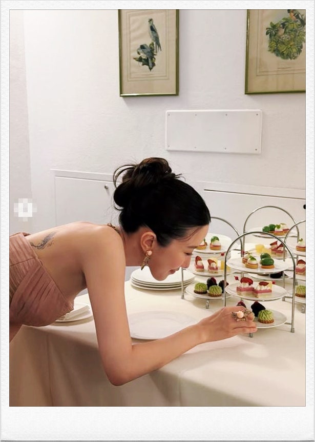 'It Wasn't a Sticker...' Is There a Special Meaning to Moon Ga-young's Archaeopteryx Back Tattoo?