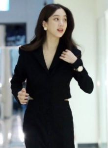 40대 50대 하객룩, 연예인들은 ‘한 가지만’ 힘줬다