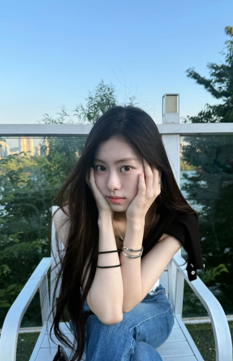 “르세라핌 탈퇴 4년 만에 배우로 돌아왔다” 김가람 프로필 나이 키 학력 MBTI, 건국대·소속....