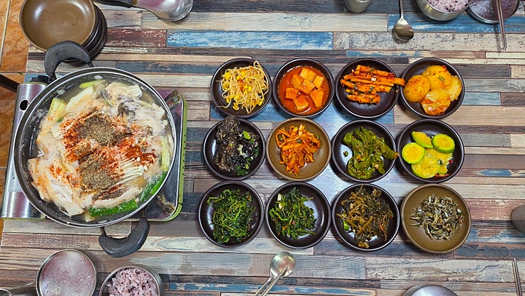 [느티나무집] 가평 - 아난티코드에서 가까운 맛깔난 한식당