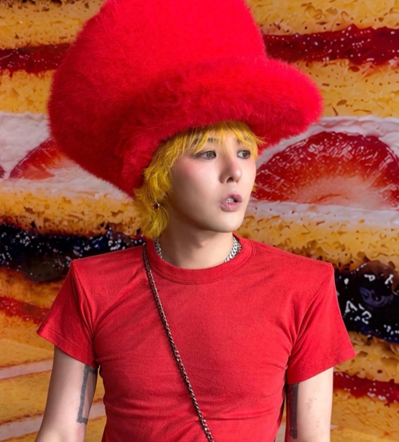 지드래곤이 쓴 초대형 모자, 대체 어디 제품일까?