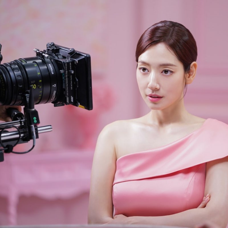 "핑크 드레스 입고 촬영장에 나타났는데…" 만삭 맞아? 감탄 자아낸 박신혜 둘째 임신 소식 ....
