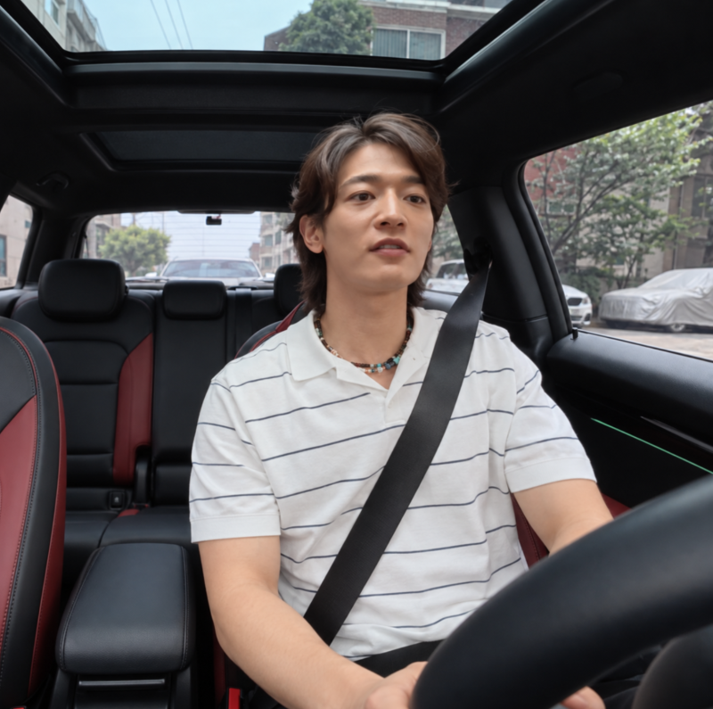「家は50億ウォン台の漢江ビュー、車は小型車？」SHINeeミンホが10年間乗り続けている意外な車