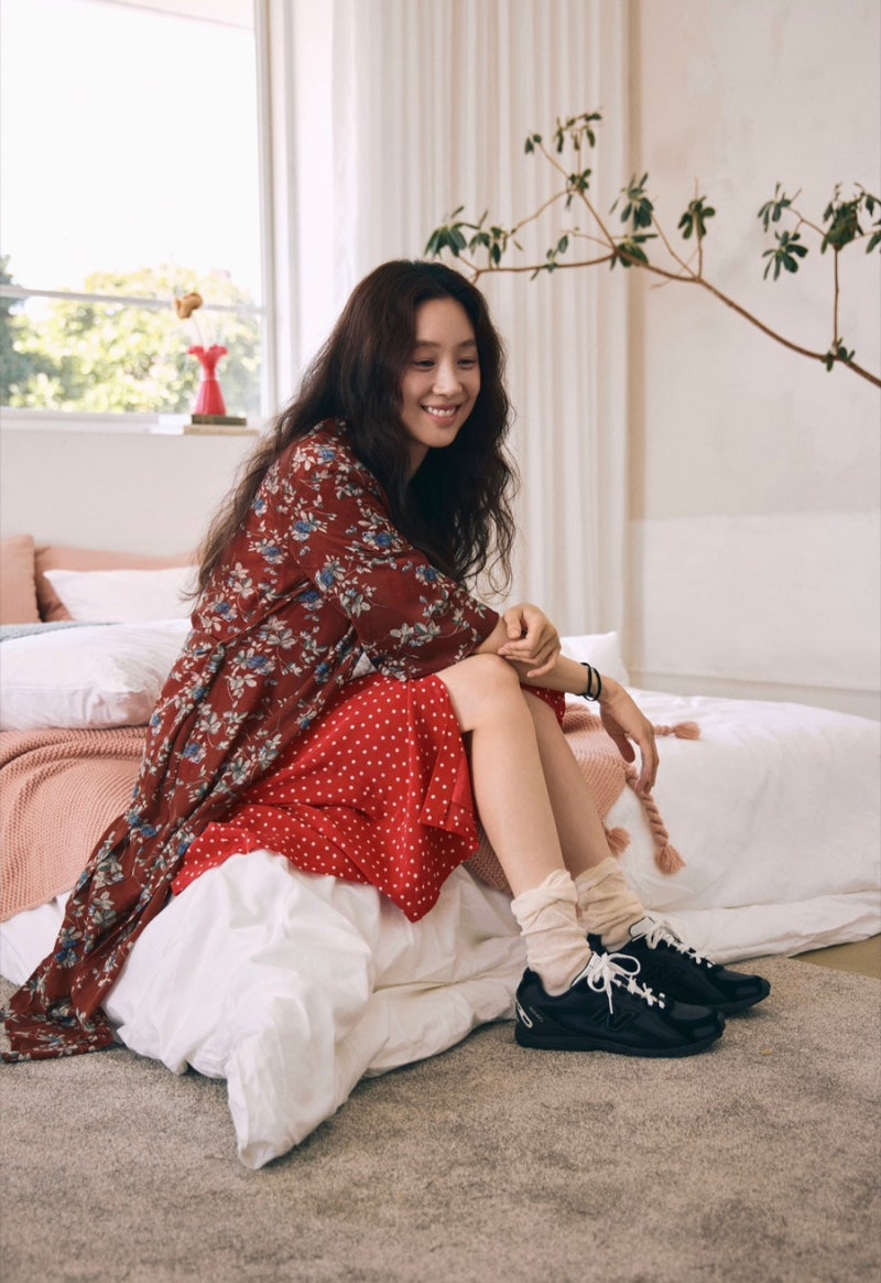 정려원 운동화 뭐길래 핫해? 뉴발란스 204 가을 신발 꼭 사야해