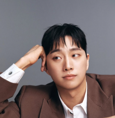 박위 구독자 100만 무너진 뒤 95만…KTX 논란 3주째, 송지은과 사라진 근황