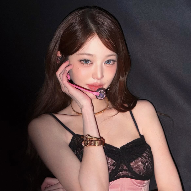 장원영 파격 란제리룩 미모, 홍콩서 분위기 확 달라진 이유