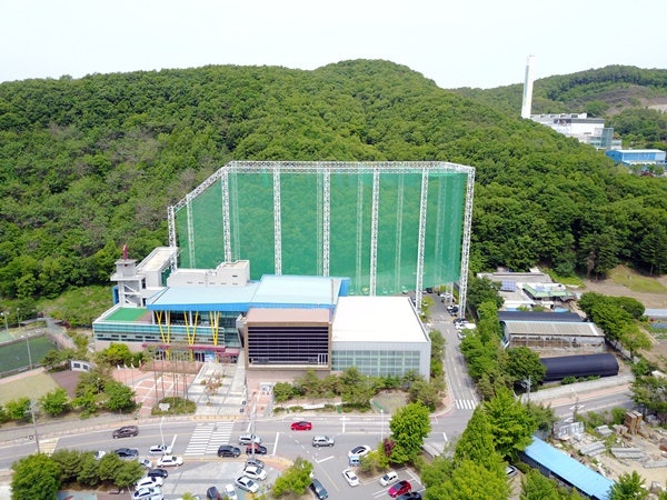 용인시민체육센터 수영장 새 단장 마치고 재개관