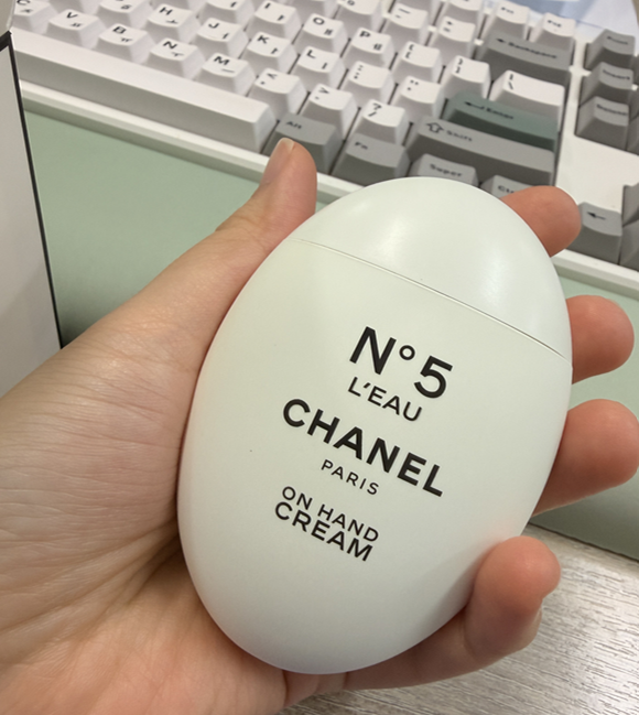 샤넬 핸드크림 선물 후기 샤넬 N°5 로 온 핸드크림, 생일선물로 이건 못 참지!