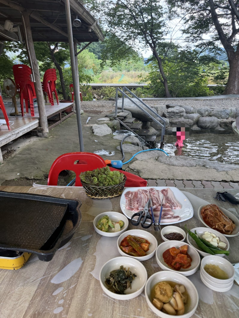 천안 계곡식당 광덕산 맛집 "옛골가든"｜삼겹살 먹고 볶음밥까지 제대로 먹고 온 후기
