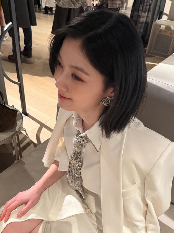 김유정 단발스타일 반전 매력과 나에게 어울리는 칼단발 연출 Tip