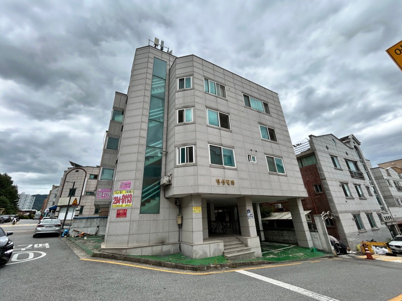 옥상 중계기 수입만 연에 250만원 청주 용정동 1층 필로티 주차장으로 주차편한 다가구주택 ....