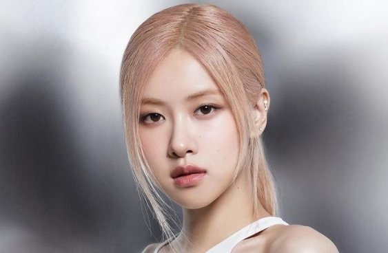 애플이 먼저 알린 로제 컴백, 아이폰 18 프로로 찍었다고?
