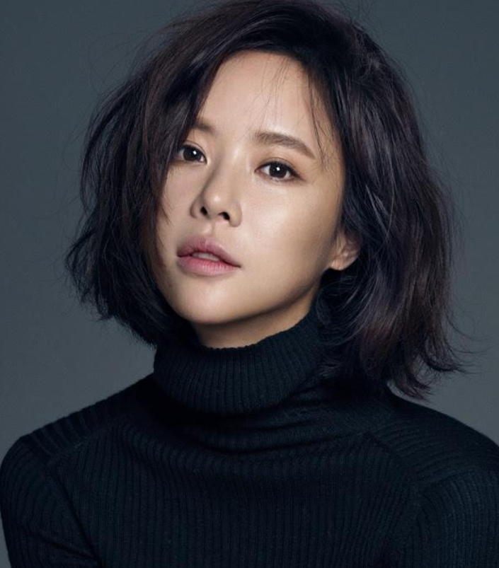 황정음 프로필 나이 / 재산 / 이혼 / 전남편 이영돈 / 횡령 / 두 아들 / 줄리엔 강 / 인스타 / 근....