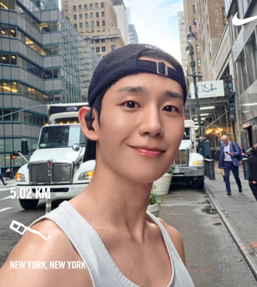 "No Wonder He Has That Body" Jung Hae-in Ran 5.02km Even in New York