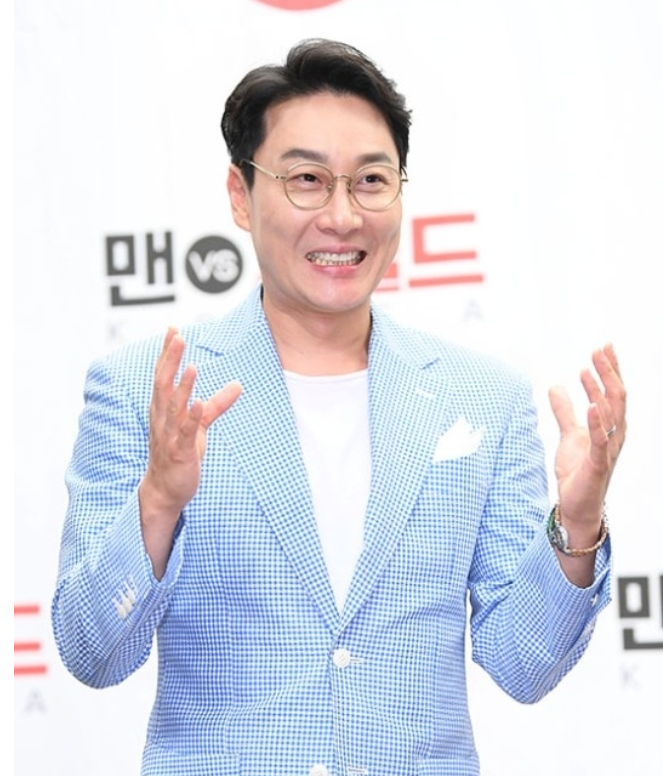 "이런 기회 또 올까" 눈물 쏟았는데… 이휘재, 4년 만에 복귀하더니 또 '5개월째 증발' 대체 왜....