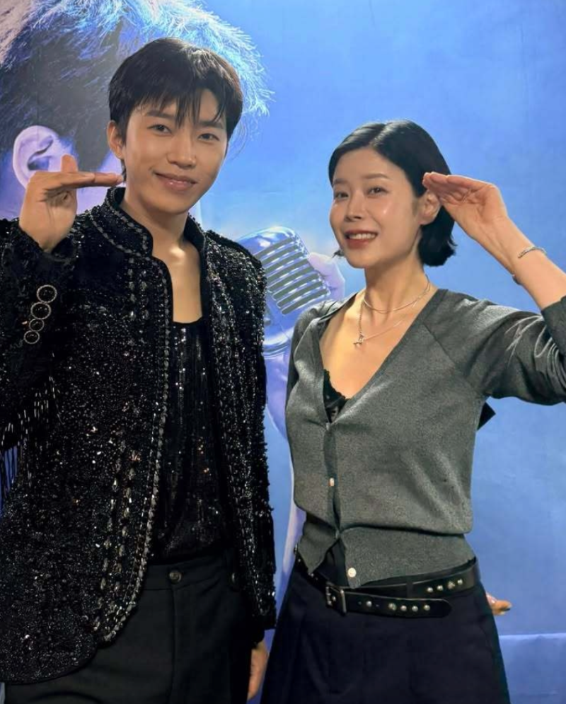 [2026 임영웅 최신 근황] 'AAA 2026' 인기상 1위 질주! 린의 극찬부터 개콘 소환까지, 끝없는 히어....