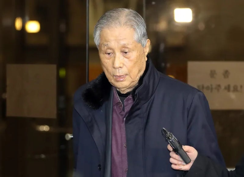 ‘이명박 형’ 이상은, 39년 만에 다스 대표 사임