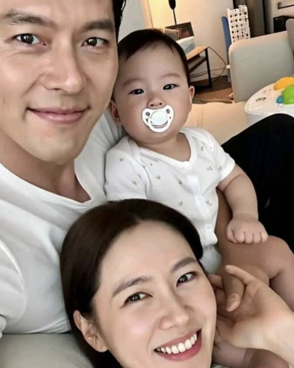 손예진 아들 외모 자신감 폭발, 현빈과 닮았다면 배우 안 하기도 힘들다