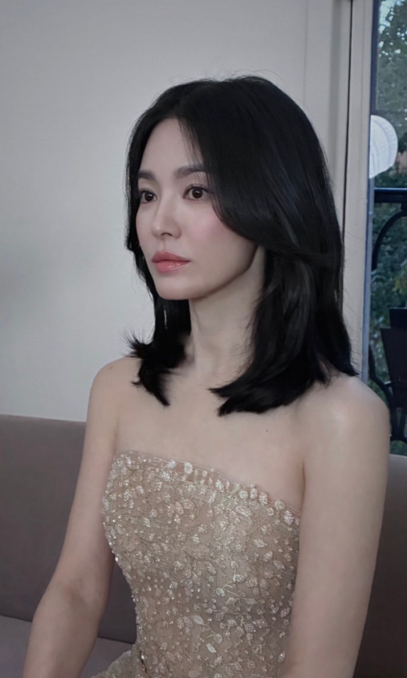 “나만 늙었나” 46세 송혜교 근황에 현타 제대로…지금 비주얼 리즈찍는게 말이 되냐고