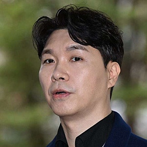 박수홍, 친형 부부 상대 98억 손해배상 소송…10월 23일 선고 예정
