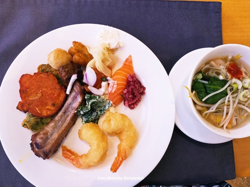 Ilsan Attractions: Sonocum Hotel KINTEX Buffet in Goyang City, a Date Course with My Son
