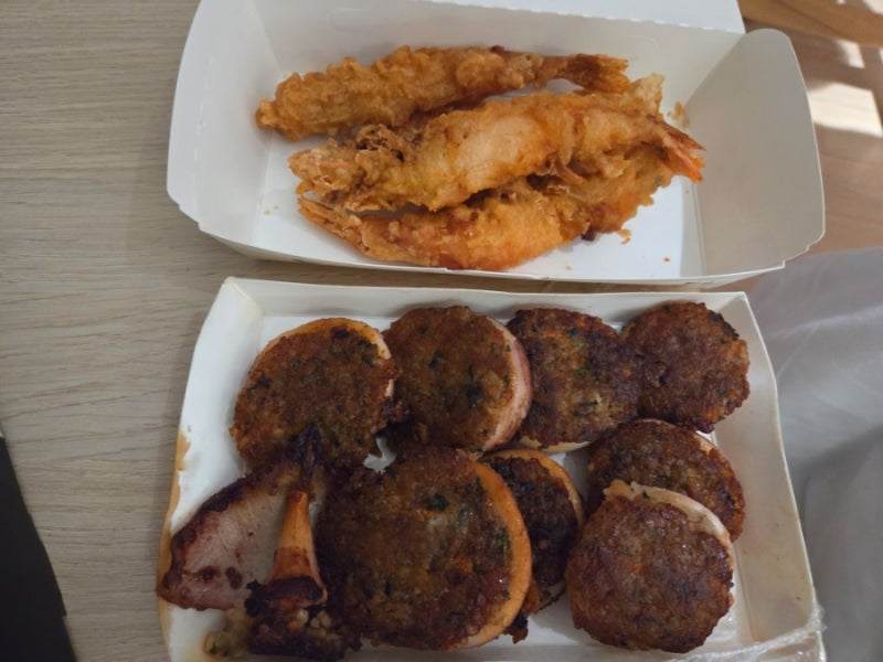 속초 중앙시장 맛집 정이네 속초 중앙시장점 | 누룽지 오징어순대, 새우튀김
