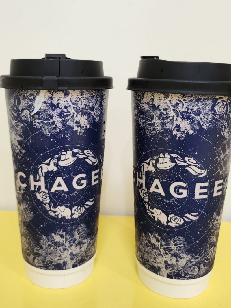 장원영 밀크티로 유명한 차지 CHAGEE 피치 우롱 밀크티 직접 마셔본 후기