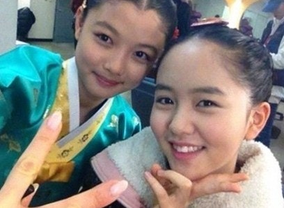 김유정·김소현이 같은 26살인데 하루 차이로 완전히 다른 길을 택한 이유