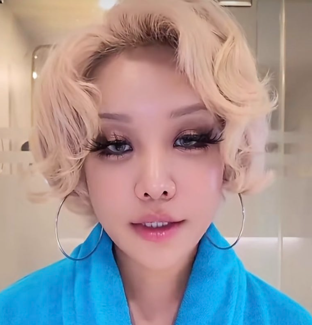 "9월 신규 회원 모집합니다..." 랄랄, '위고비 없이 -10kg' 빼더니 필라테스 강사 '청경채' 등판