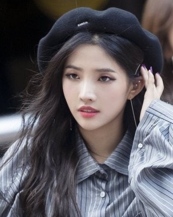 이 노래 어디서 들어봤지?” 소연 ‘퇴사할게여’ 표절 의혹에 원곡 가수 이상미까지