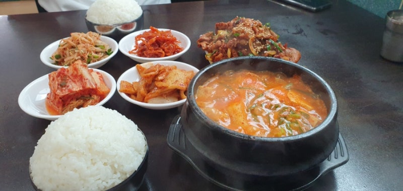 SNS 소문난 맛집 - 강서구 "충북식당" 백반집