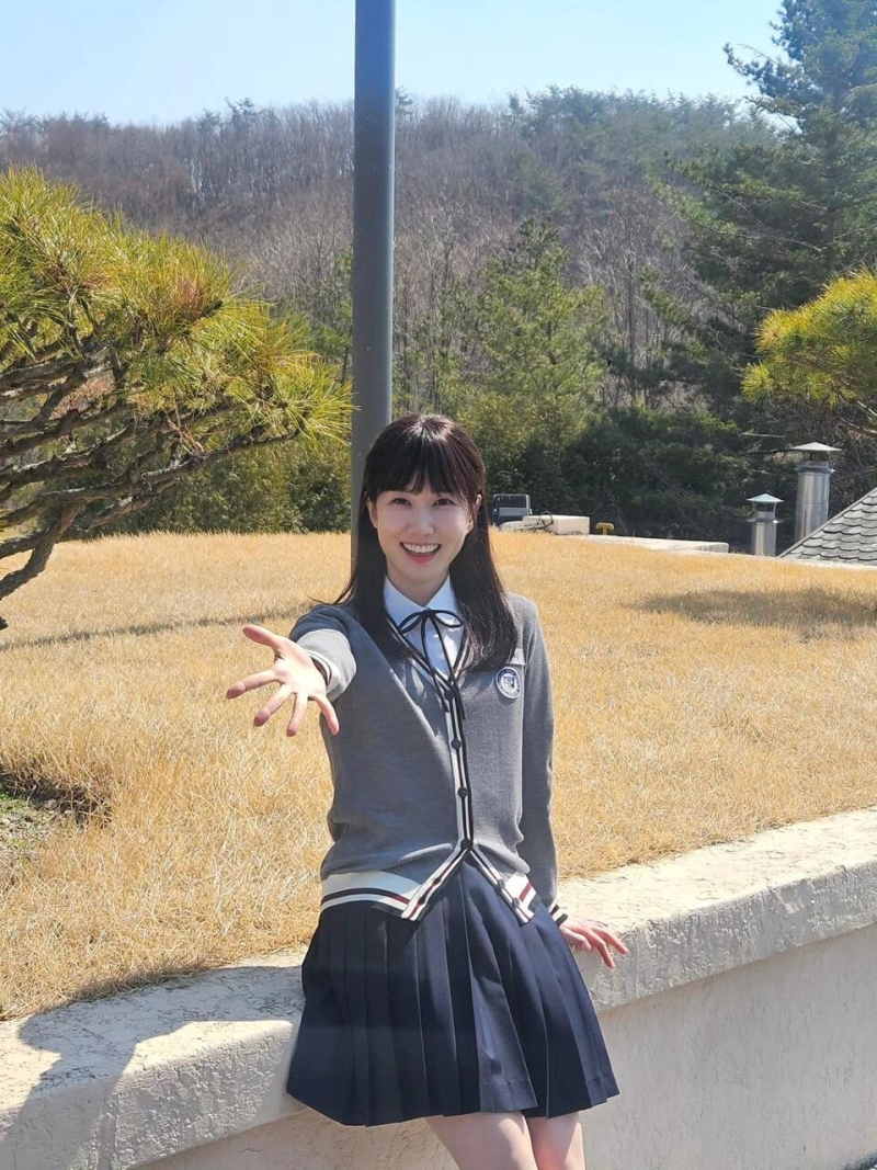 박은빈 교복 입은 첫사랑, 34세에 49만 좋아요 받은 진짜 배경 뜯어보기