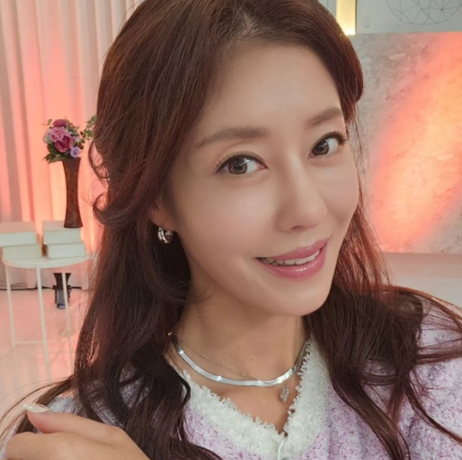 쥬얼리 이지현 프로필 나이 학력 중1 딸 결혼선언 미용실 근황