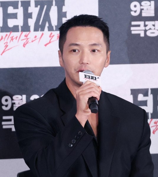 김혜수도 신세경도 아닌데… '타짜' 최종판 여주인공이 일본 배우인 진짜 이유