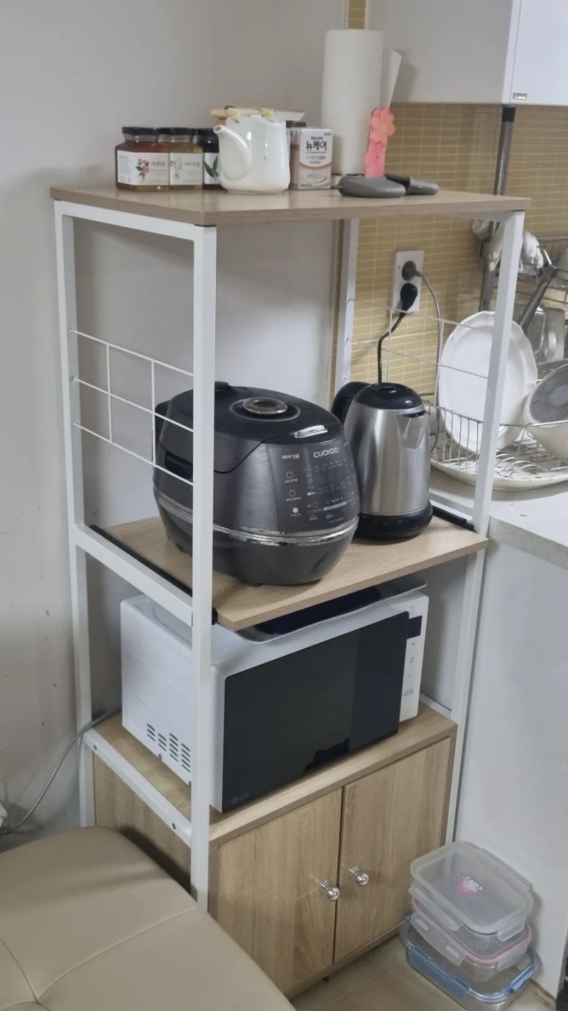 낡은 선반 버리고 주방 인테리어 살린 '모루 주방 렌지대 다용도 선반 도어형' (제주도 배송) ....