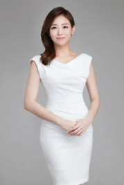 아나운서 이다희 근황, 8년 만에 등장한 이선호 아내 프리즈서울 디올룩 총정리