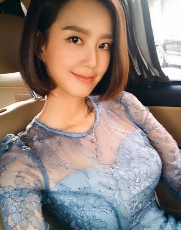"돈이 얼마나 많길래?"지소연 프로필, 남편 송재희 포르쉐 911 선물한 근황