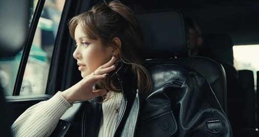 월드스타 리사가 10년 만에 처음 꺼낸 그 한마디, 팬들 충격 빠뜨린 진짜 이유