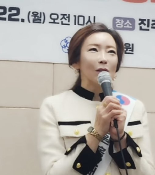 친딸 살해, 40대 유튜버 하모라예 김수진은 누구? (프로필)
