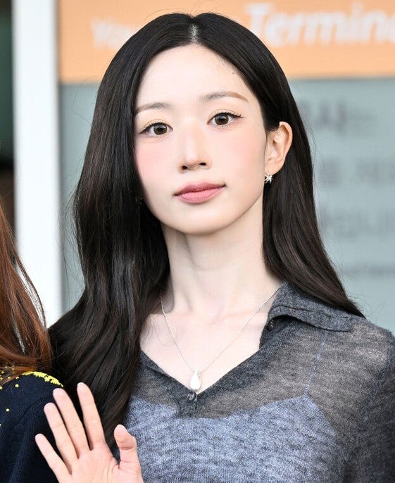 엔믹스 해원 "얼굴이 반쪽" 공항 사진 한 장이 팬들 울린 진짜 이유