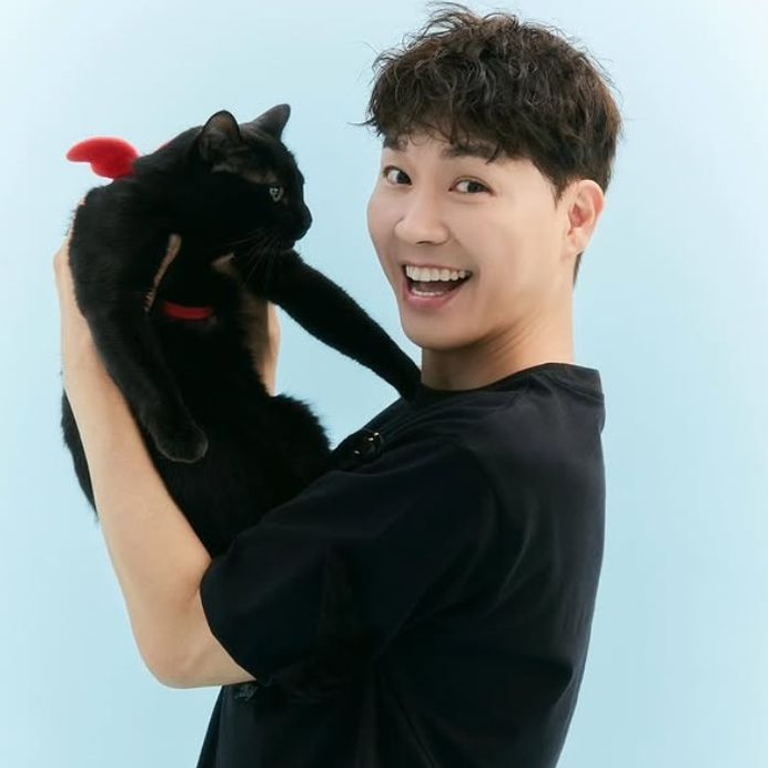 박수홍 가족관계 키 나이 나무위키 프로필 반려묘 아내 딸 대학교 군대 종교 직업 MBTI 별명
