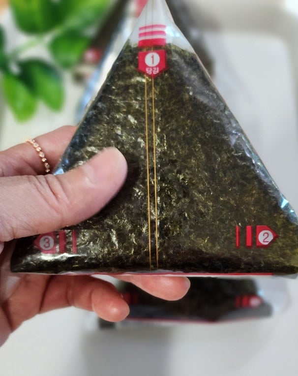 간단한데 진짜 맛있는 청양명란마요 삼각김밥 만들기