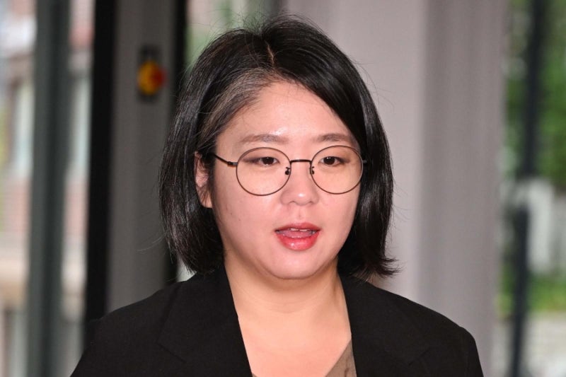 용혜인 의원직 겸직 논란, 사퇴 거부한 이유