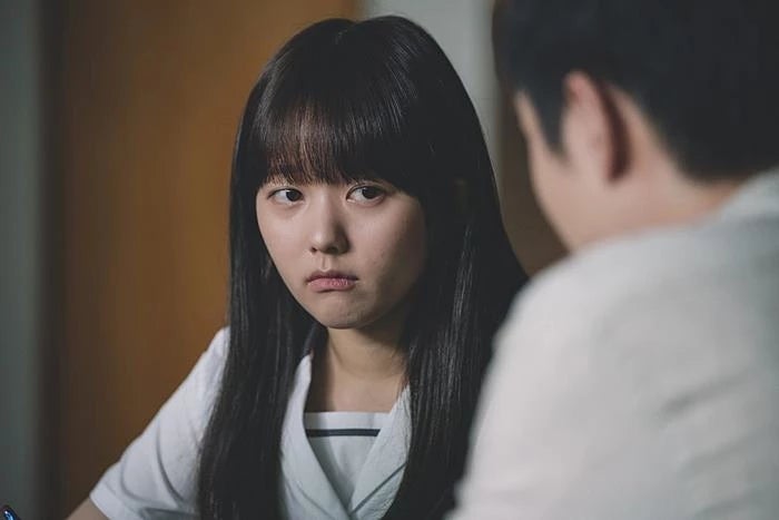 “첫 주연작 위해 숏컷까지”…23살에 포브스 ‘아시아 30세 미만 30인’ 선정된 정지소의 빈....