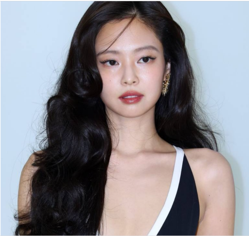 블랙핑크 제니 프로필 키 나이 혈액형 MBTI 고향 재산 가족 학력 소속사 데뷔곡 사건사고