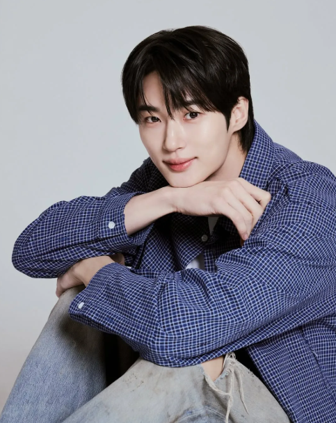 변우석 프로필 한남더힐 재산 나이 학력 인스타 MBTI 집 드라마 텐텐 출연작품 총정리